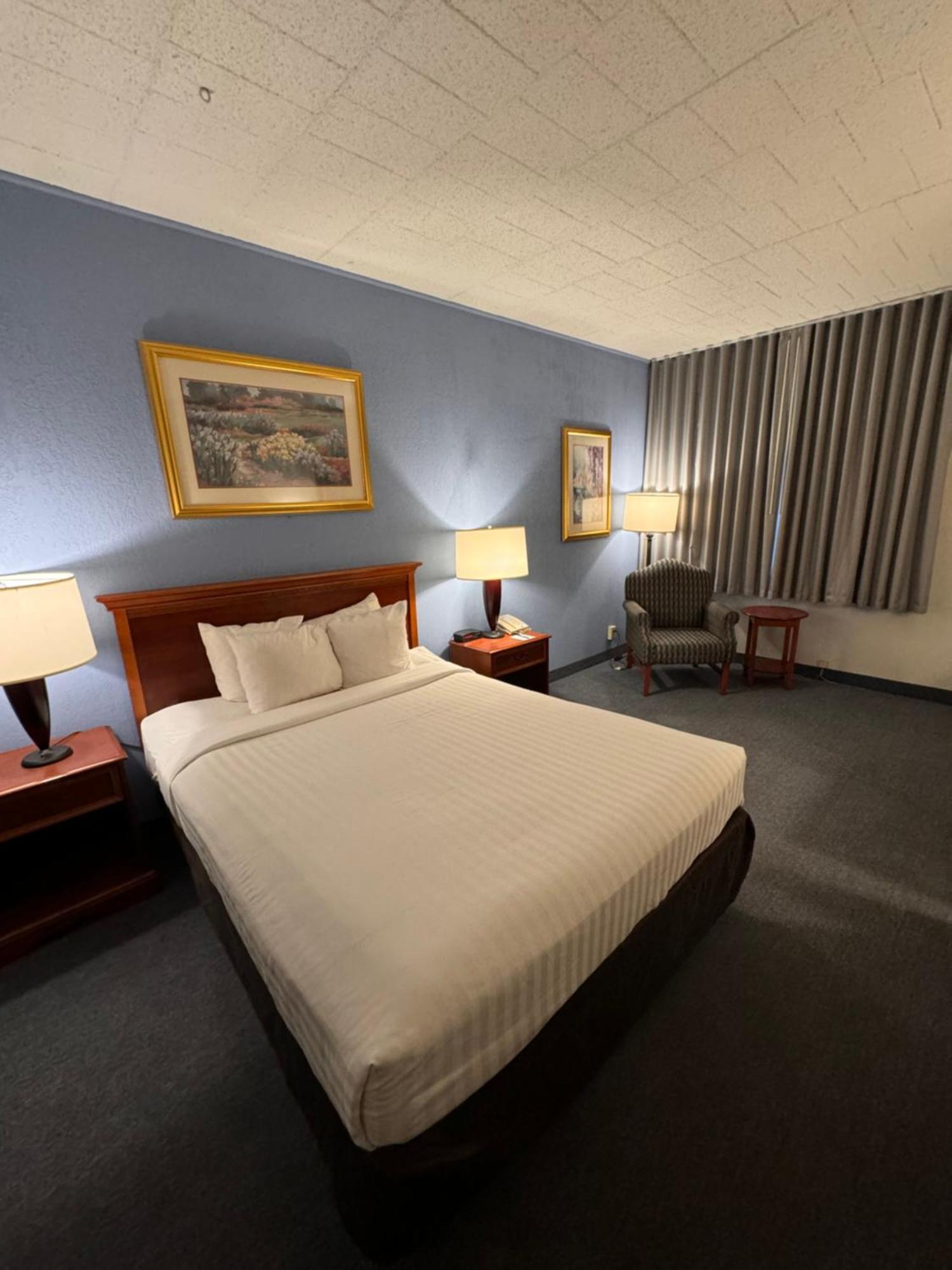 Clarion Inn Frederick Event Center Ngoại thất bức ảnh